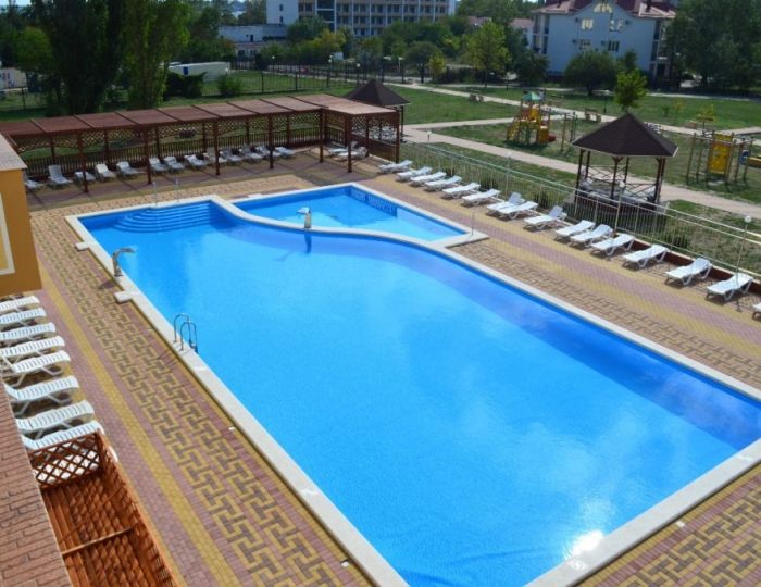 Детская зона в бассейне - Санаторий «Русь» Геленджик